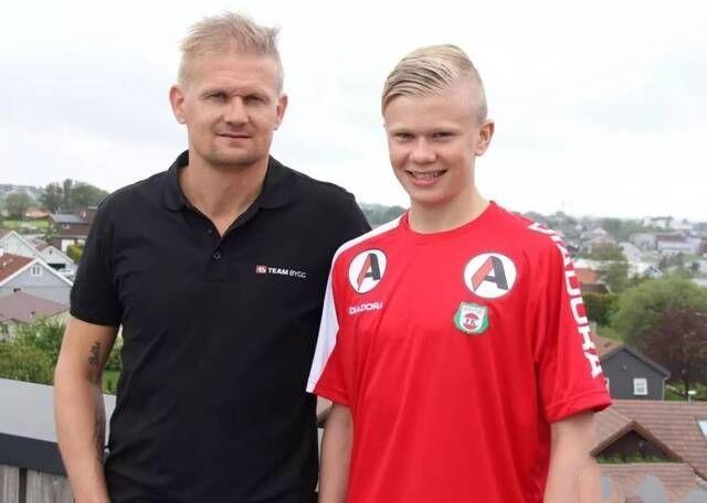 佩蒂特：巴黎球员太个人主义，和上赛季欧冠决赛判若两队（佩蒂特批巴黎过度个人化：与上赛季欧冠亚军判若两队）