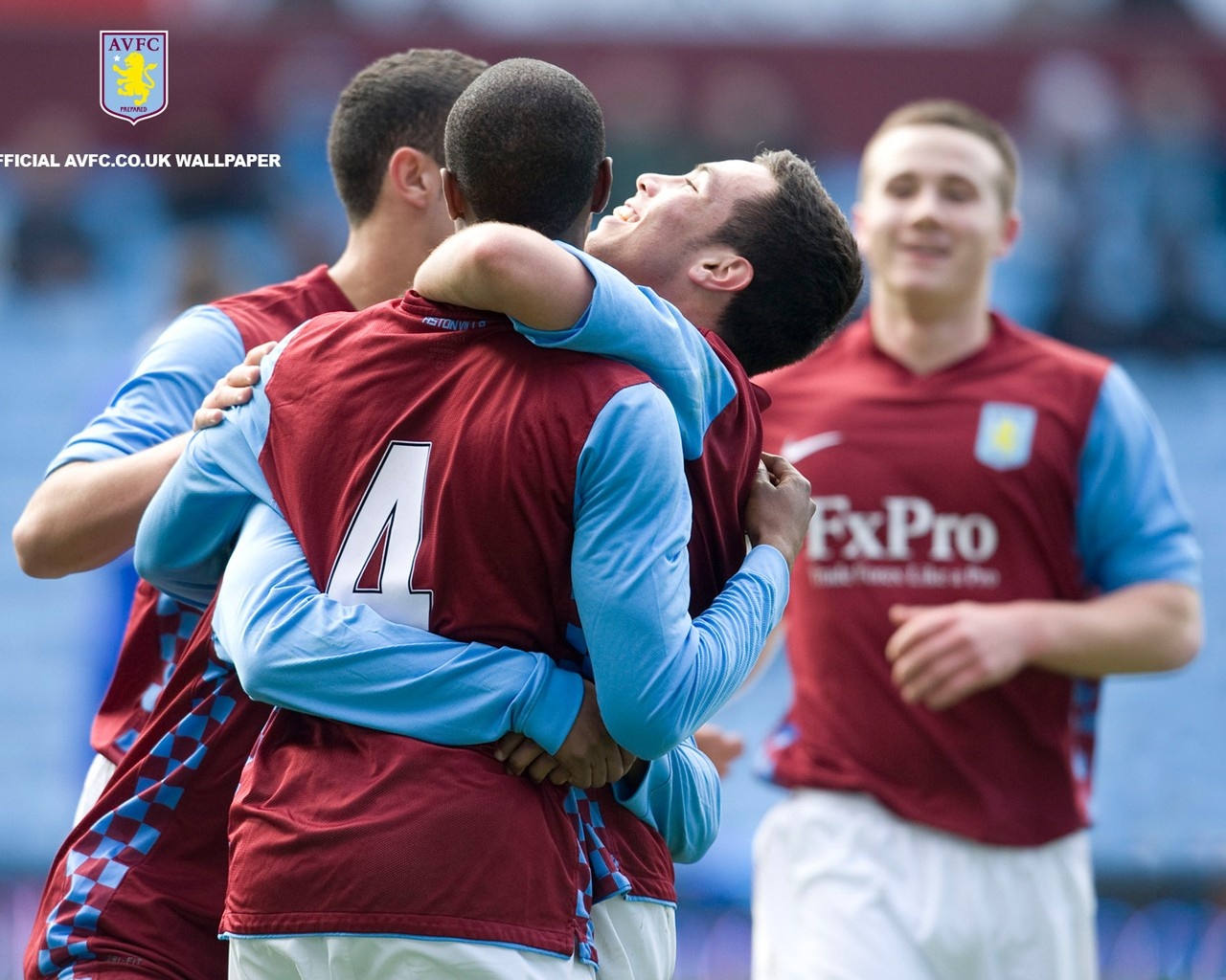 记者：中超收官战赛后，西海岸将为邵佳一举办告别仪式