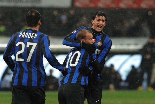 英超半场：沃尔特马德挑射破门，纽卡暂3-0埃弗顿