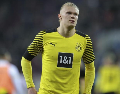 足球装备的科技革新解析