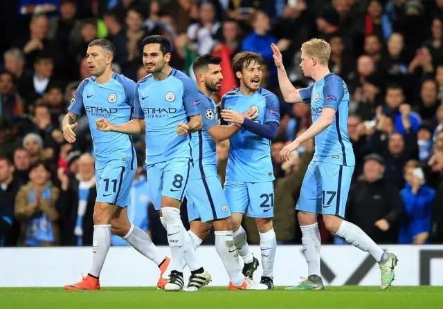 很多人问我如何评价梅西夺冠，评价什么？哪怕你再不...