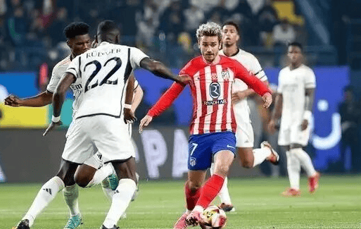 每体：巴萨考虑出售卡萨多并标价3000万欧，切尔西对他感兴趣