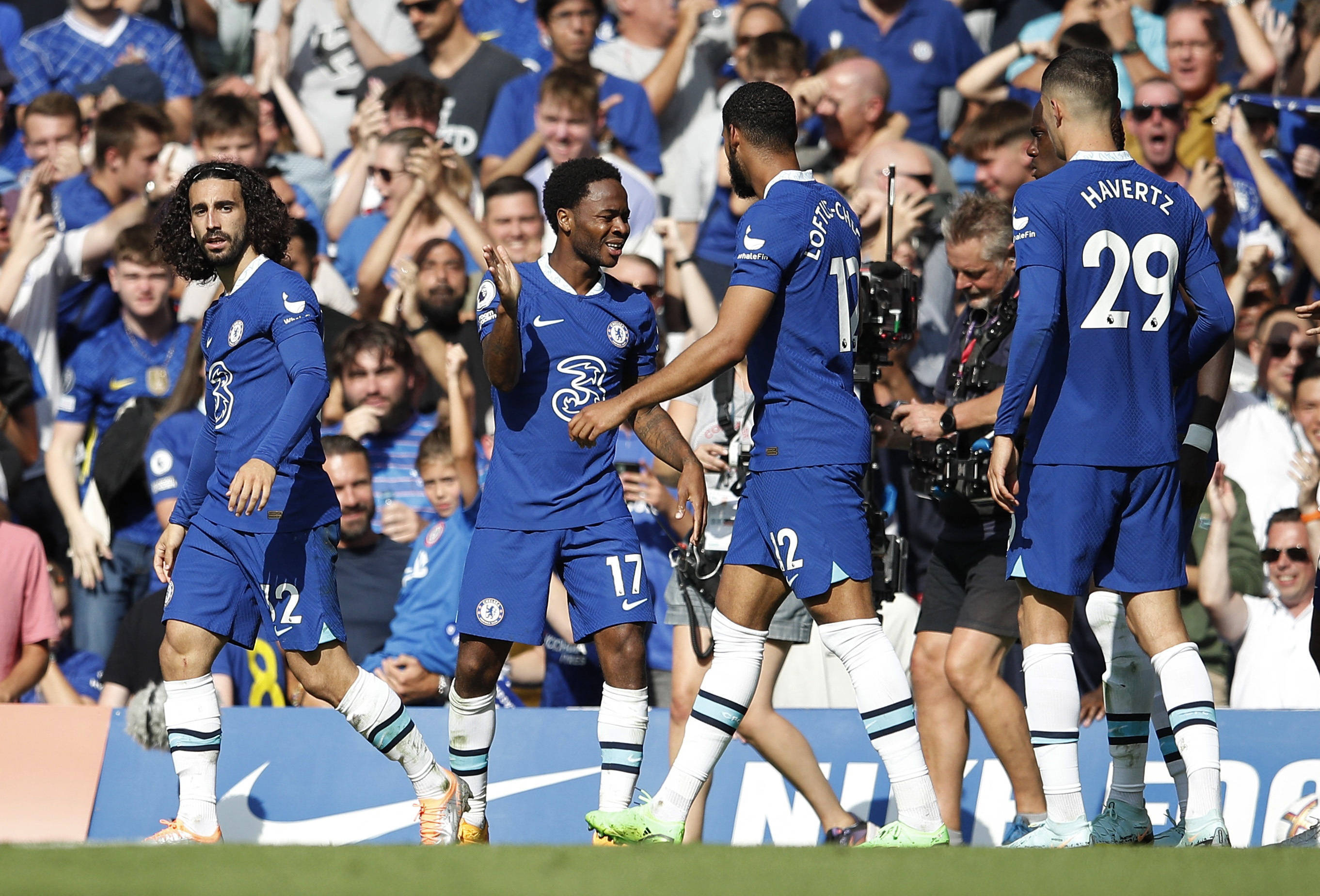 英媒：热刺主帅弗兰克已经与托尼进行会谈，球员有望重返英超（英媒：弗兰克已与托尼会面，热刺或促其重返英超）