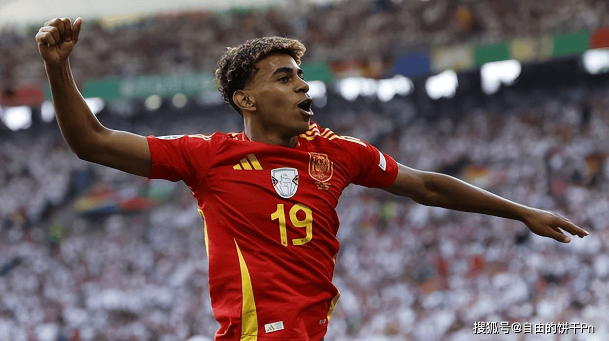 国脚新纹身曝光，引发粉丝讨论